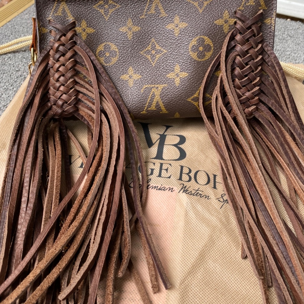 Louis Vuitton Wristlet Wallet Customized from VBB - Picture 4 of 6